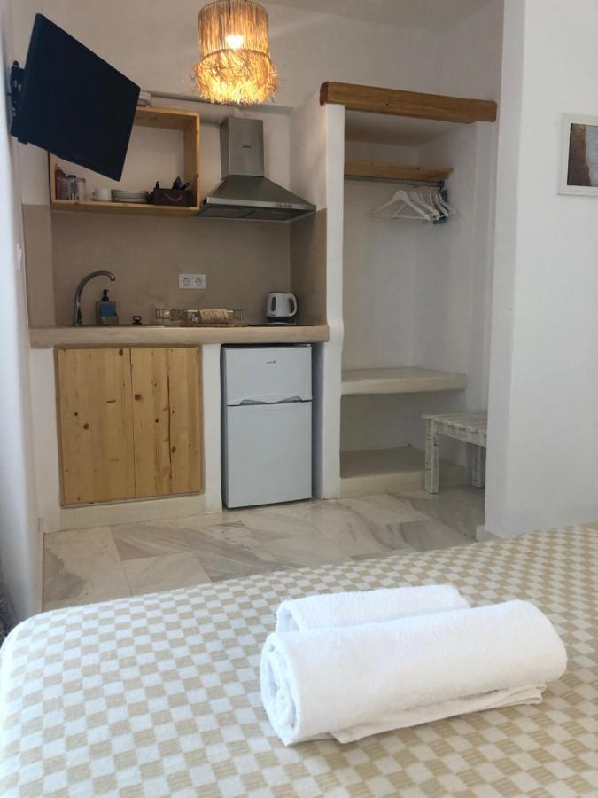 Athina Rooms - Lounge Apartments Páros Exterior foto