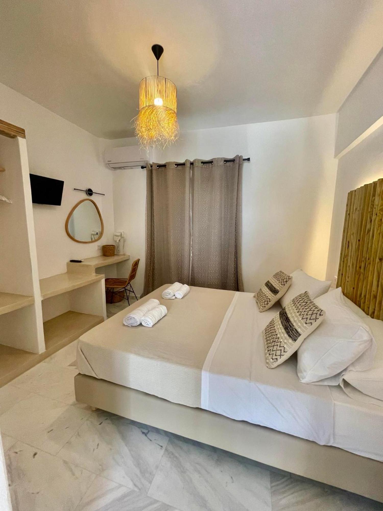 Athina Rooms - Lounge Apartments Páros Exterior foto